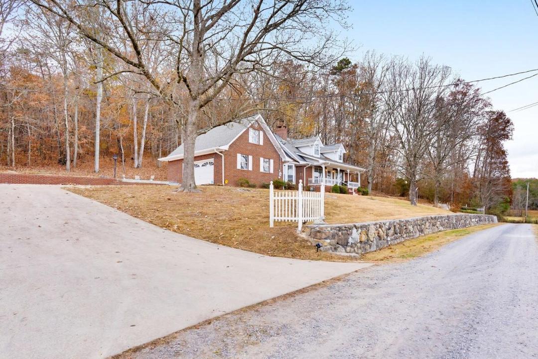 Photo of Others in Graysville