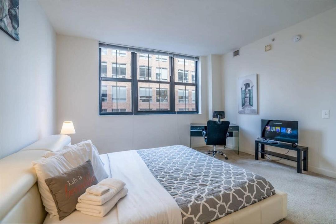 Photo of Bedroom in Harbor East