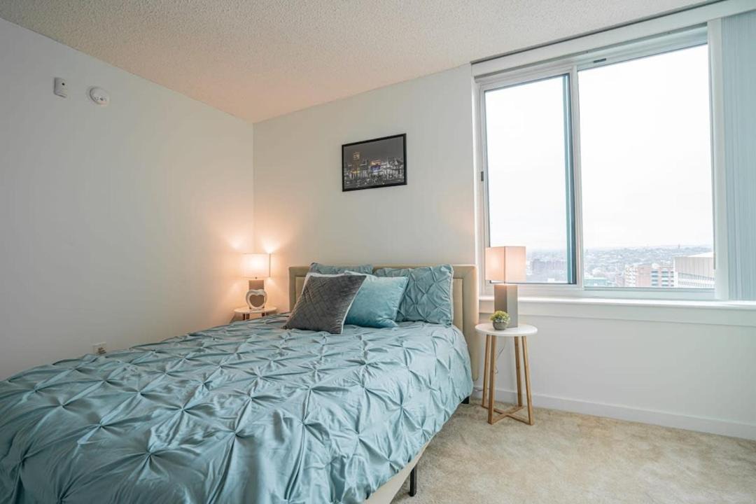 Photo of Bedroom in Downtown West