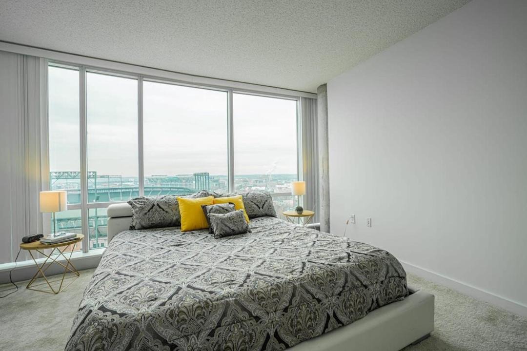 Photo of Bedroom in Downtown West