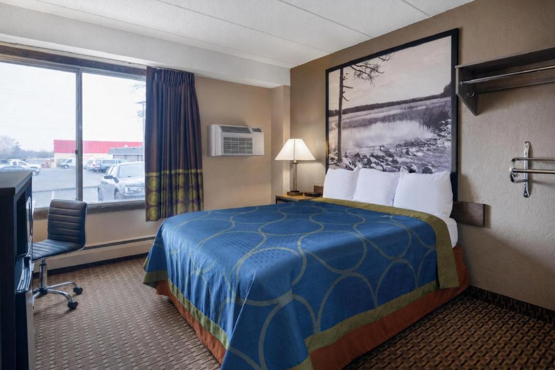 Photo of Bedroom in Owatonna
