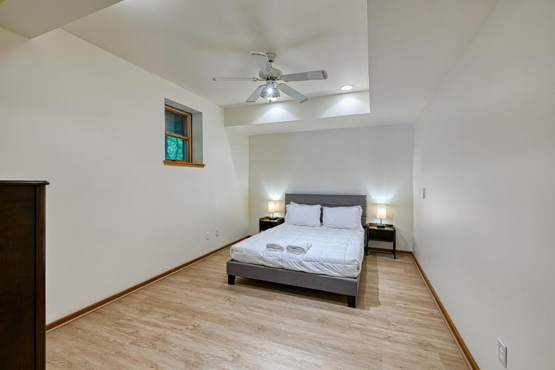 Photo of Bedroom in Blue Water