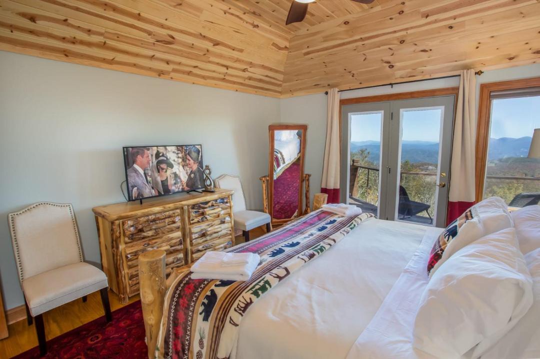 Photo of Bedroom in Beech Mountain