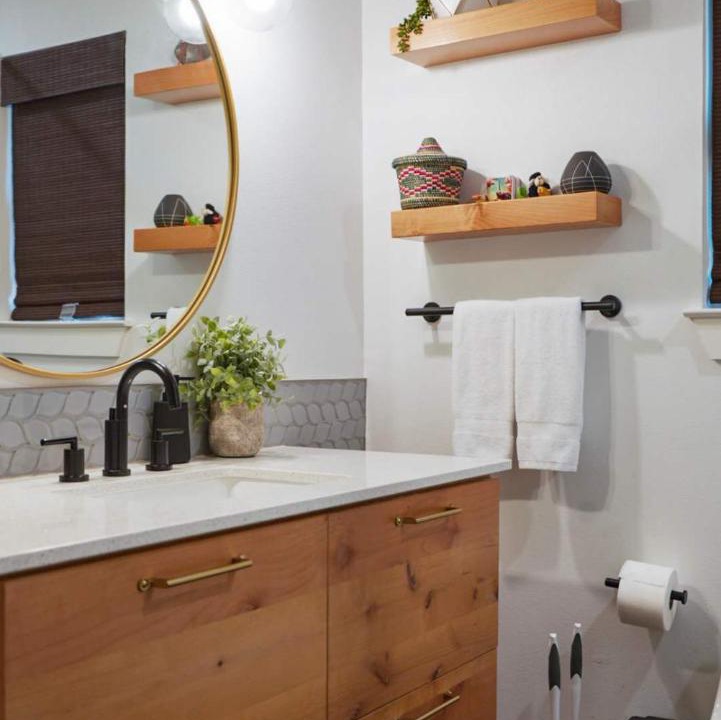 Photo of Bathroom in Mesa Park