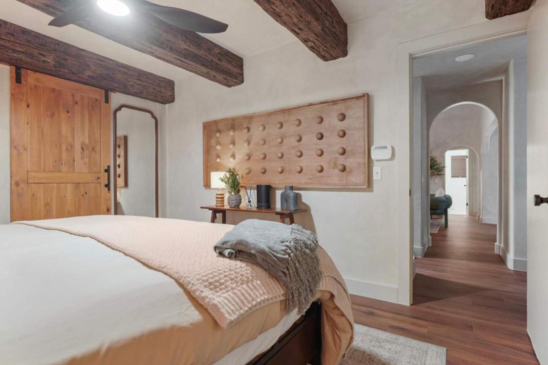Photo of Bedroom in Mesa Park