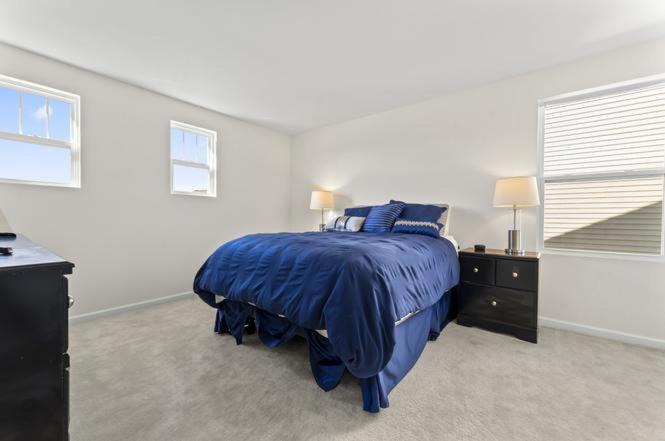 Photo of Bedroom in Solon Mills