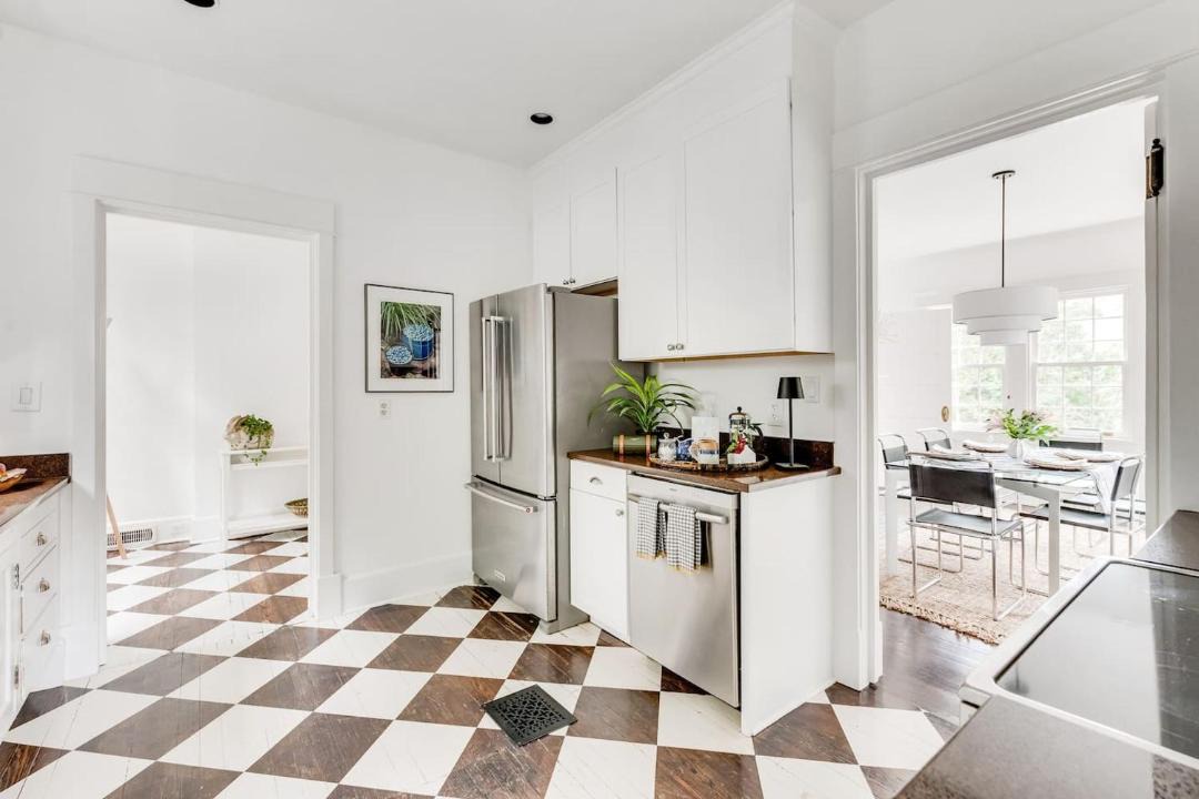 Photo of Kitchen in Jefferson Park Avenue