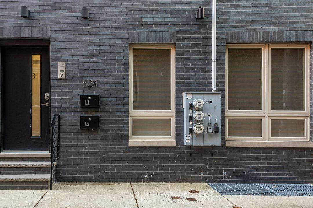 Photo of Others in Queen Village