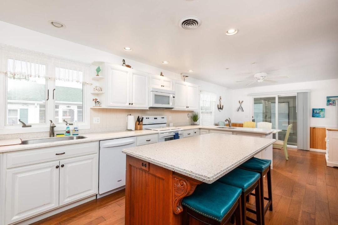 Photo of Others in Rock Hall