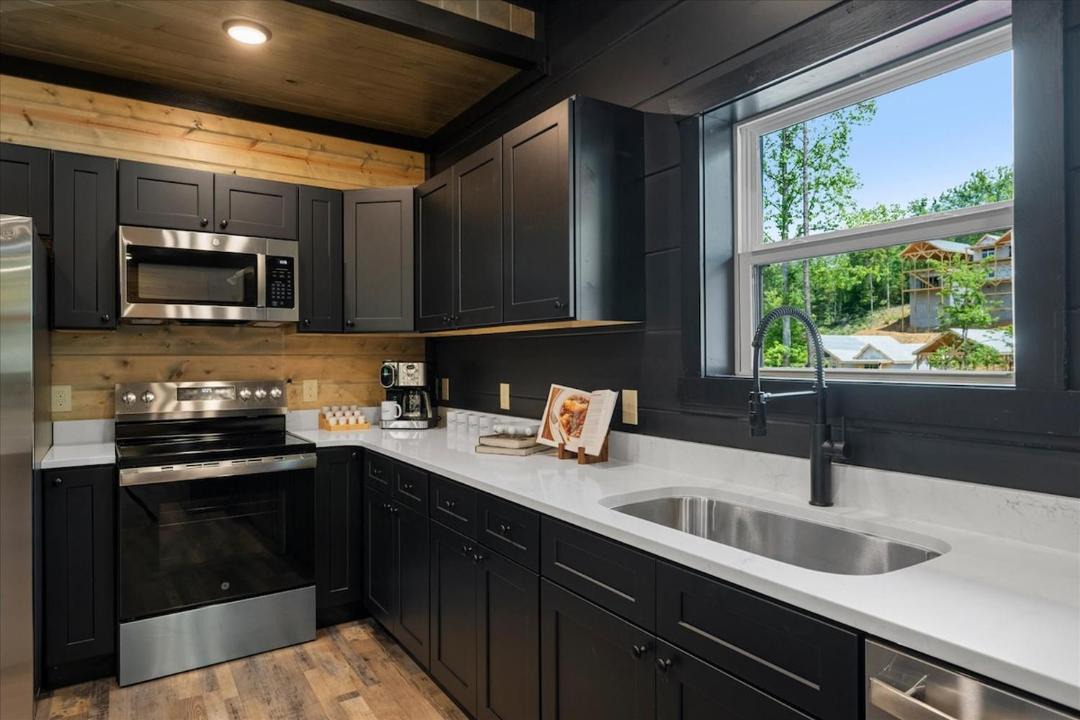 Photo of Kitchen in Gatlinburg - Pigeon Forge