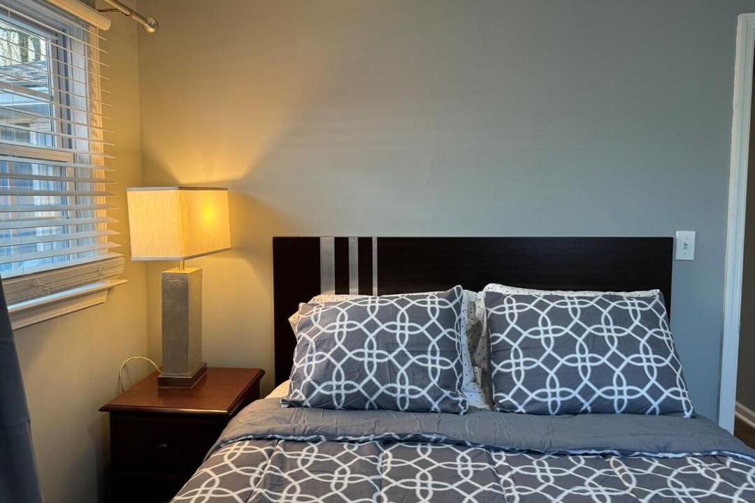 Photo of Bedroom in Cave Spring