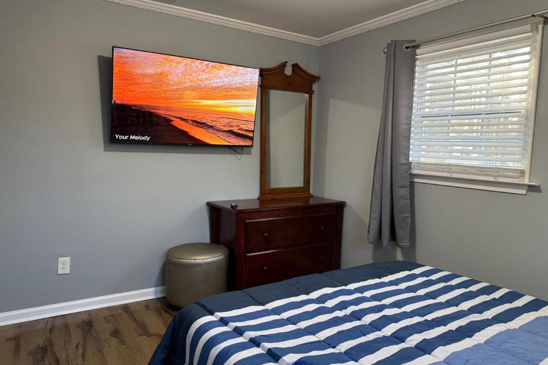Photo of Bedroom in Cave Spring
