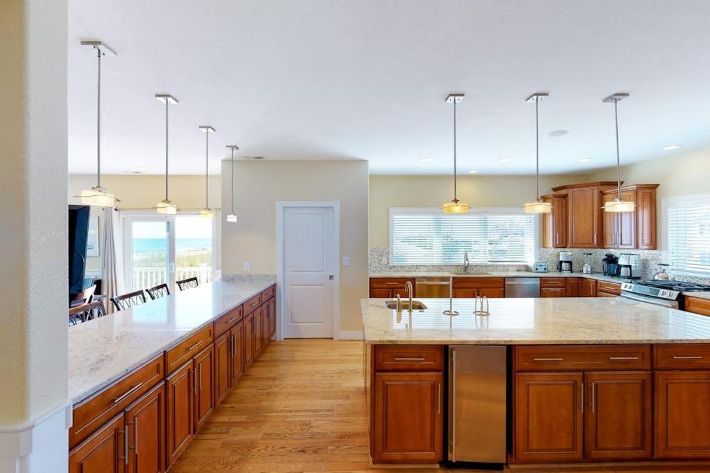 Photo of Kitchen in Sandbridge