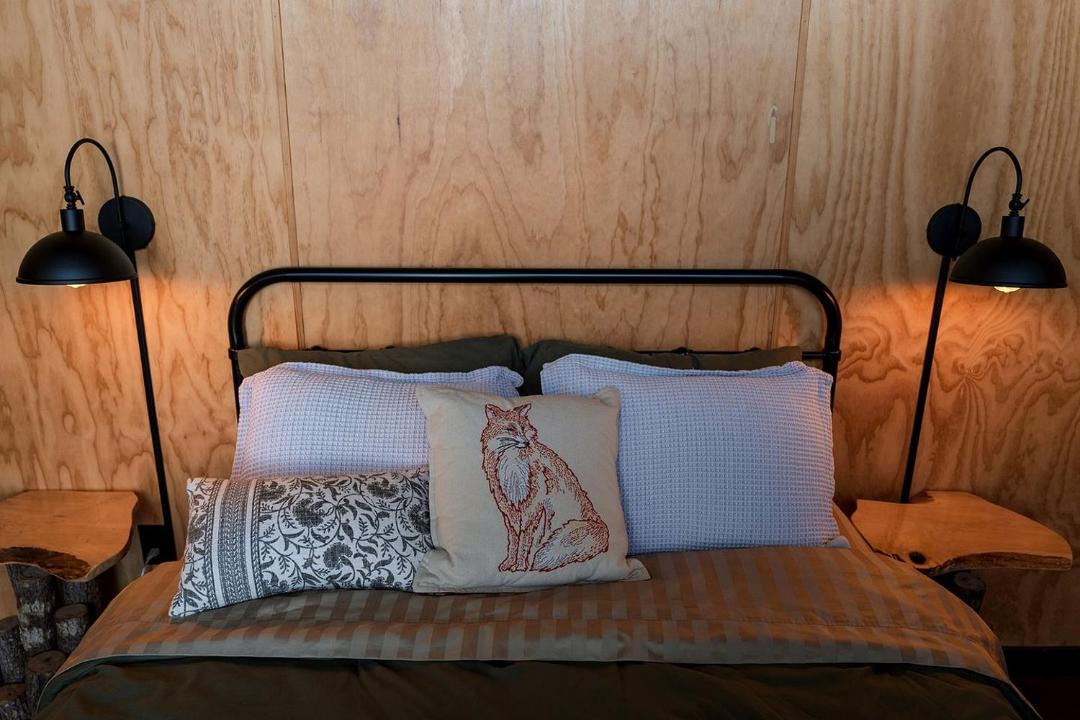 Photo of Bedroom in Menlo