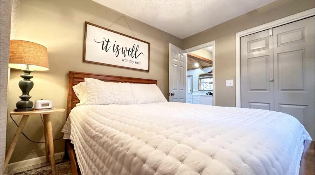 Photo of Bedroom in Mentone