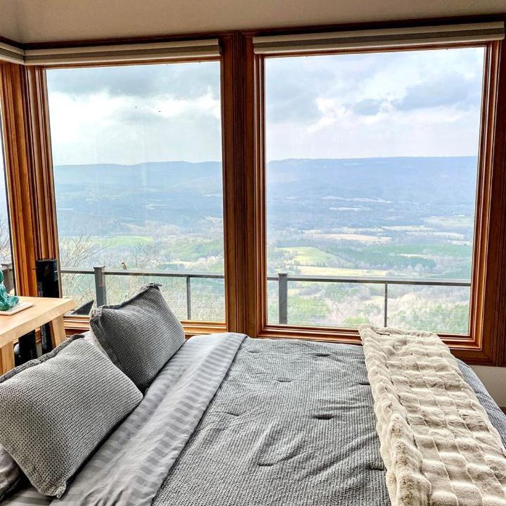 Photo of Bedroom in Menlo