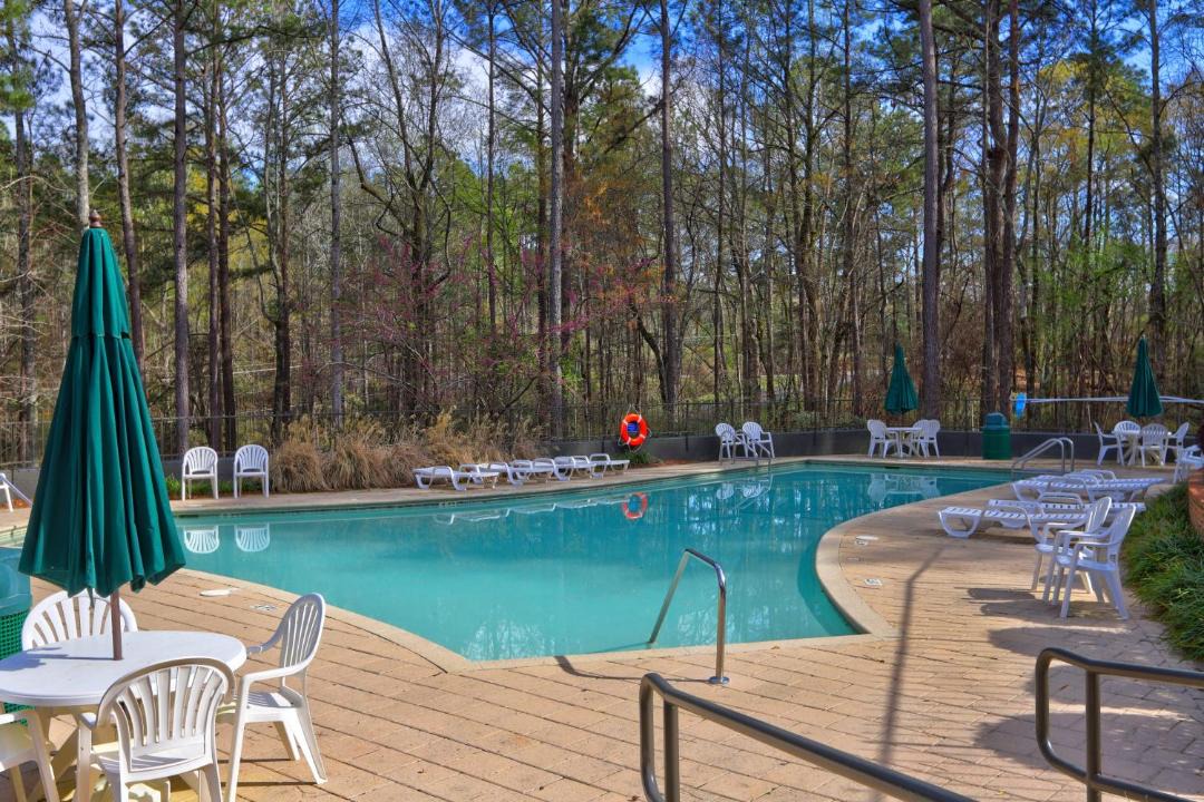 Photo of Others in Dadeville