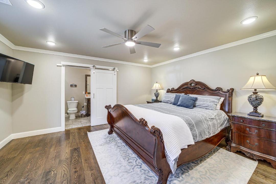 Photo of Bedroom in Vinita