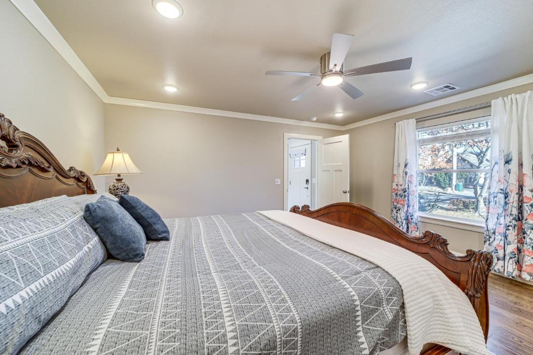 Photo of Bedroom in Vinita
