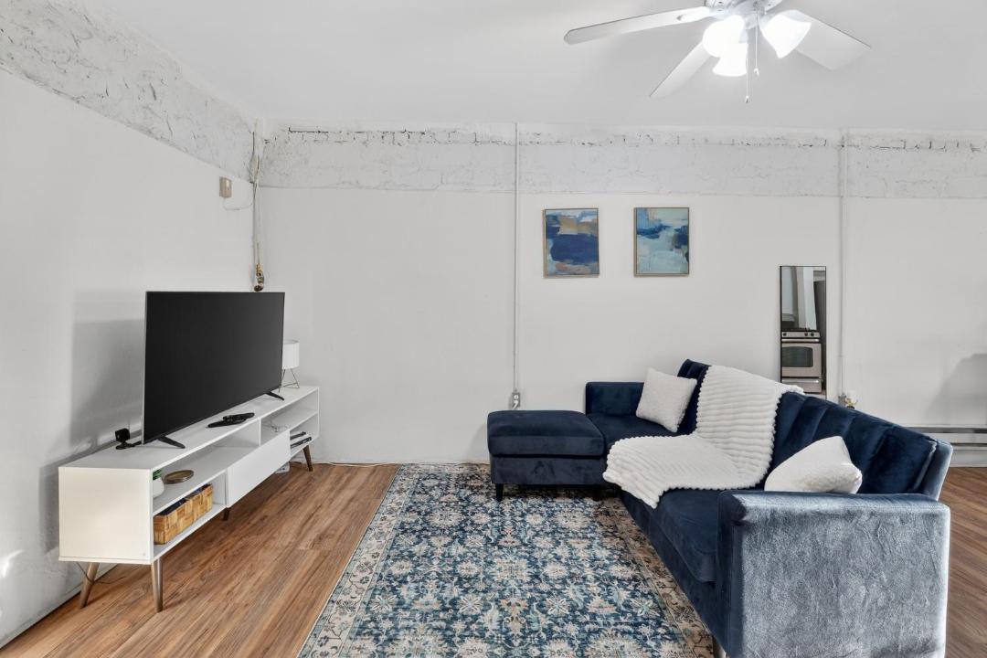 Photo of Livingroom in North Harford Road