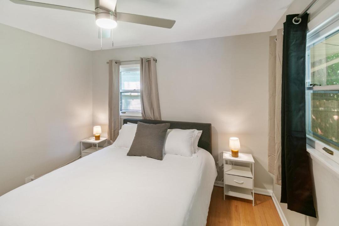 Photo of Bedroom in Libertyville