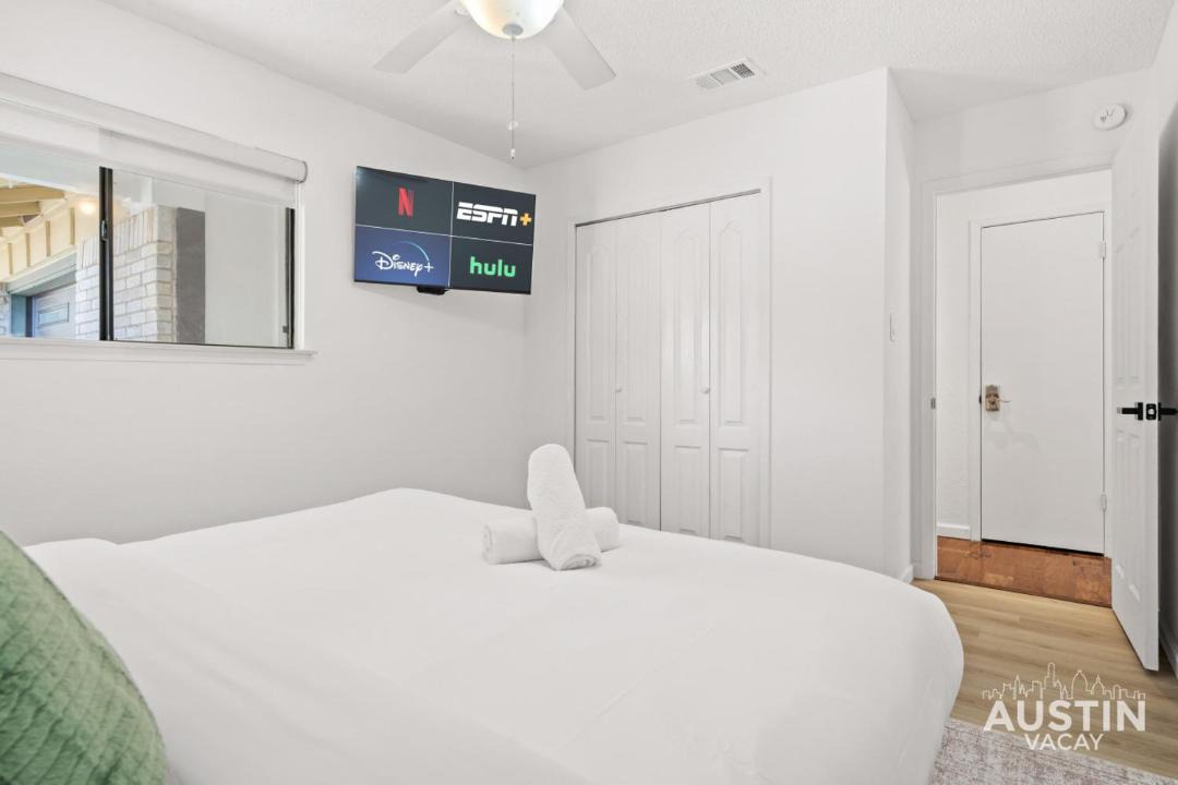 Photo of Bedroom in Mesa Park
