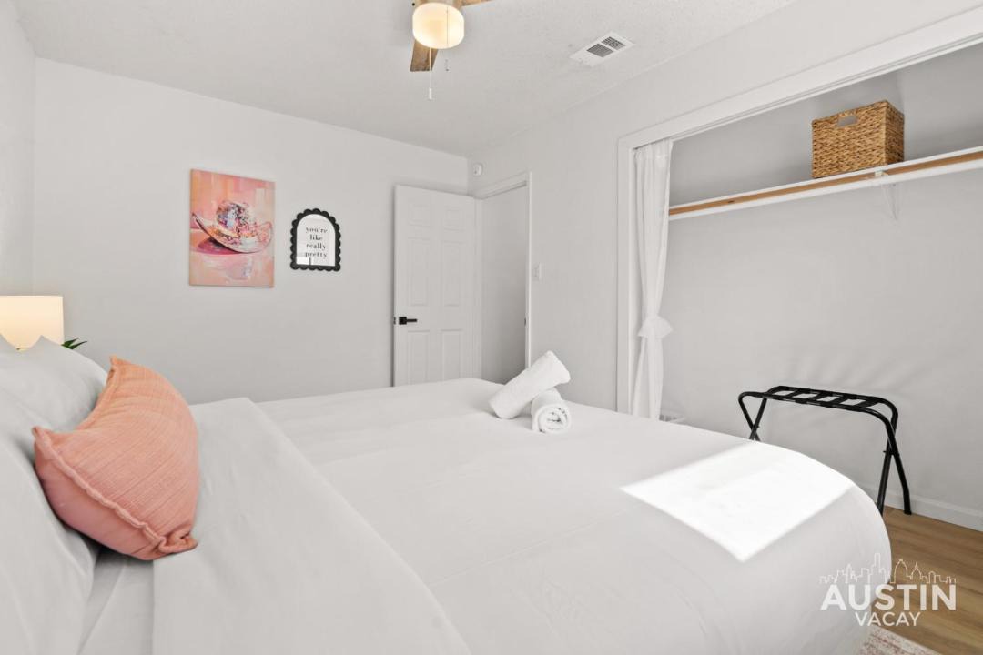 Photo of Bedroom in Mesa Park