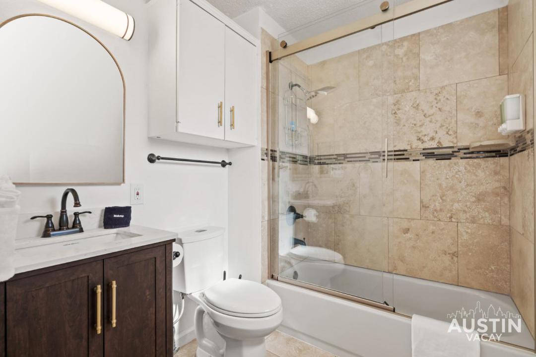 Photo of Bathroom in Mesa Park