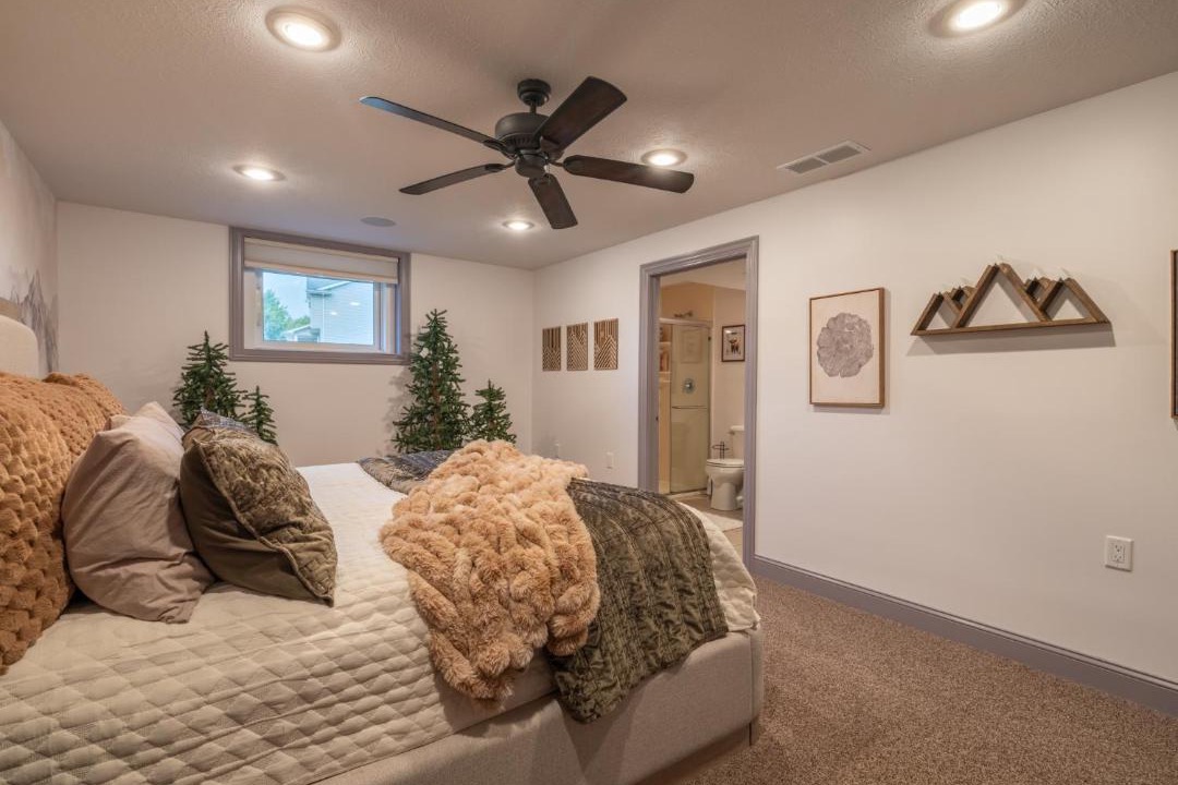 Photo of Bedroom in Orange Prairie