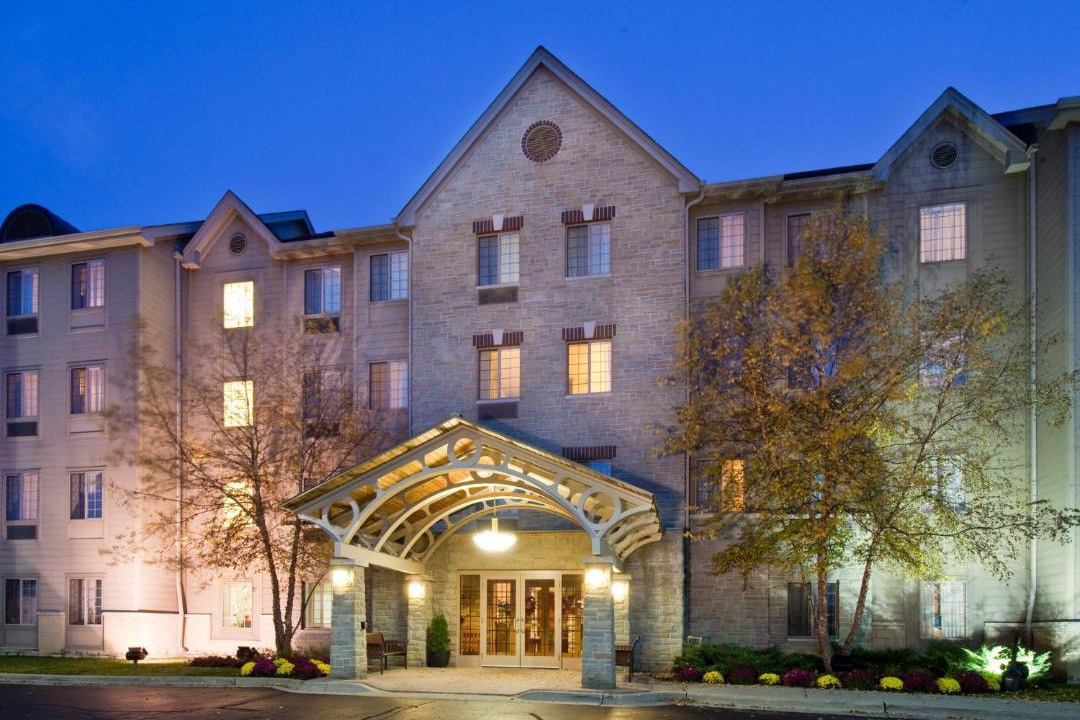 Photo of Buildings in Oakbrook Terrace