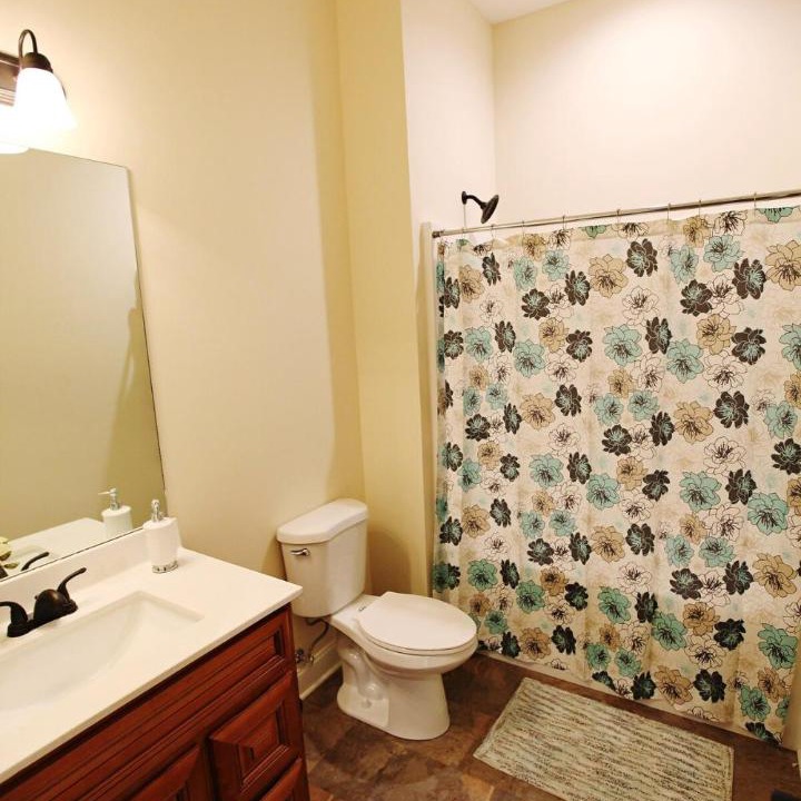Photo of Bathroom in Ashley Oaks