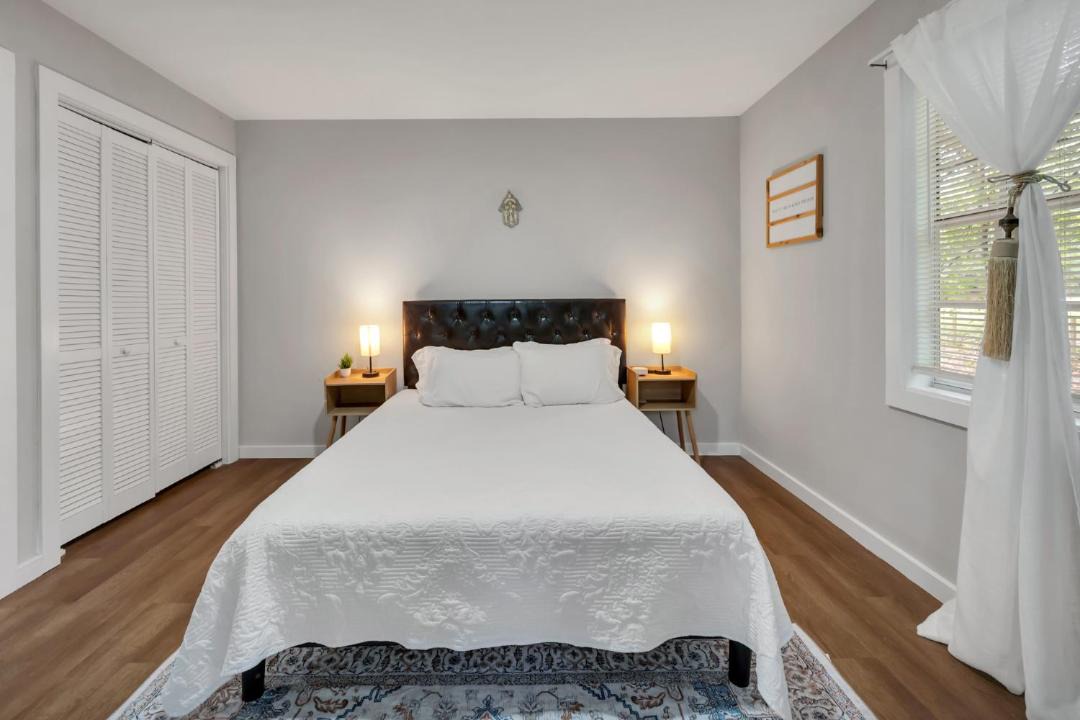 Photo of Bedroom in Bynum