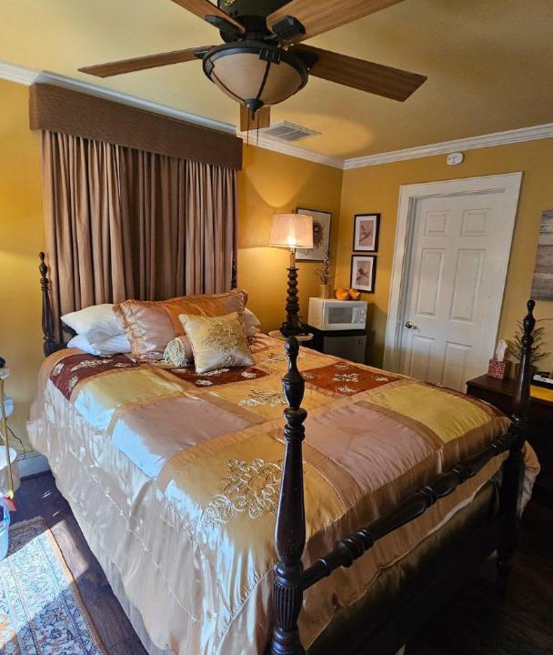 Photo of Bedroom in Elizabeth City