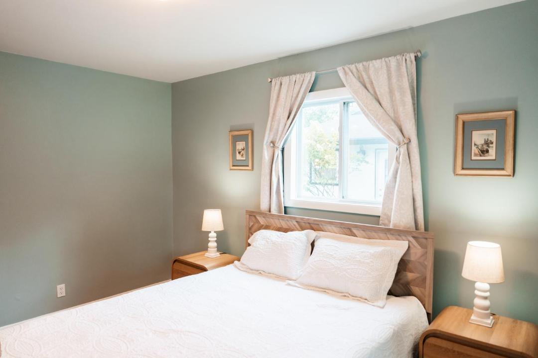 Photo of Bedroom in Cedar Bluff