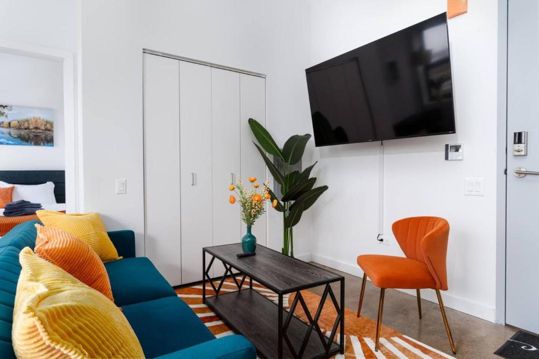 Photo of Livingroom in Uptown
