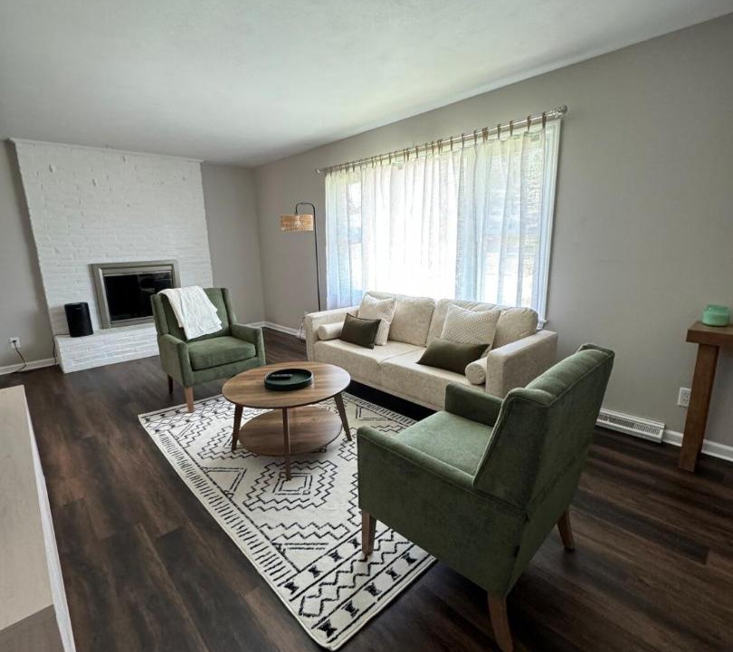 Photo of Livingroom in Marshall