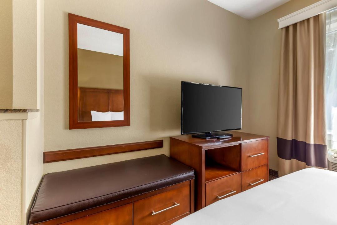 Photo of Bedroom in Southeast Raleigh