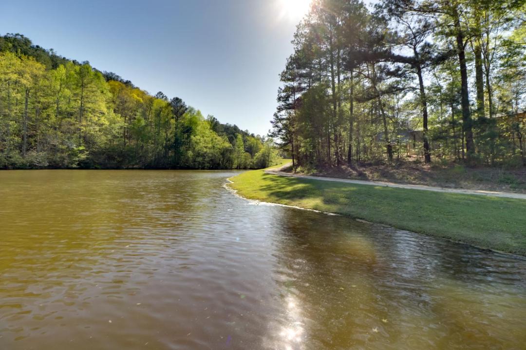 Photo of Others in Heflin