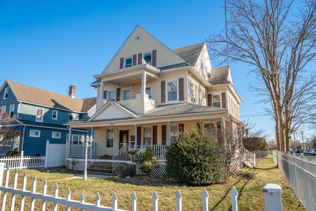 Photo of Others in Long Branch