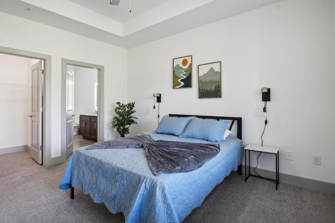Photo of Bedroom in Farragut