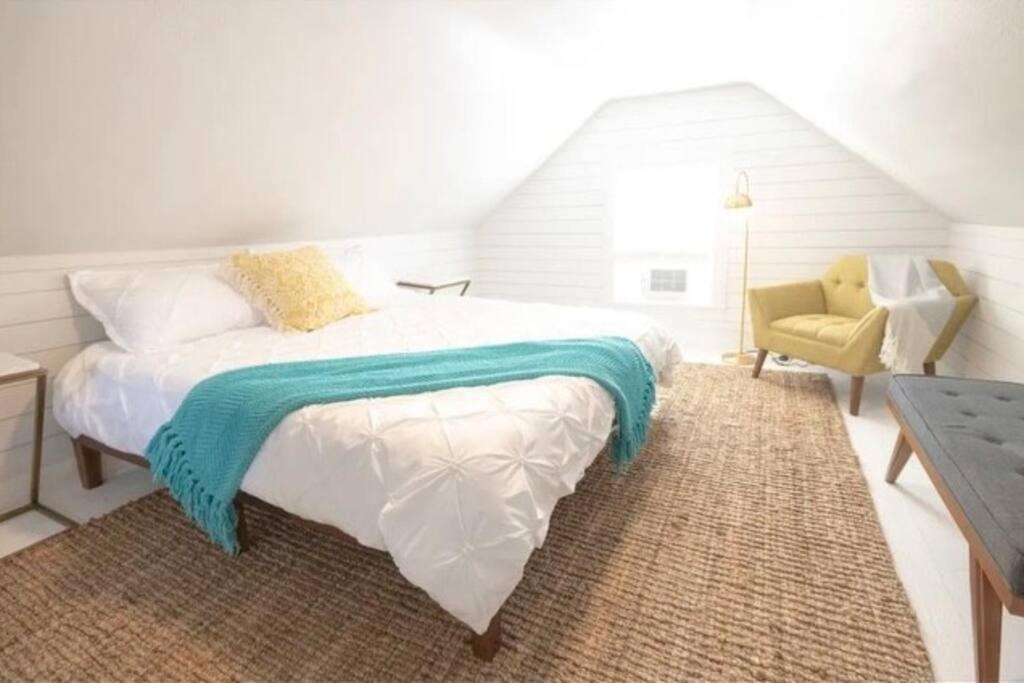 Photo of Bedroom in Ames
