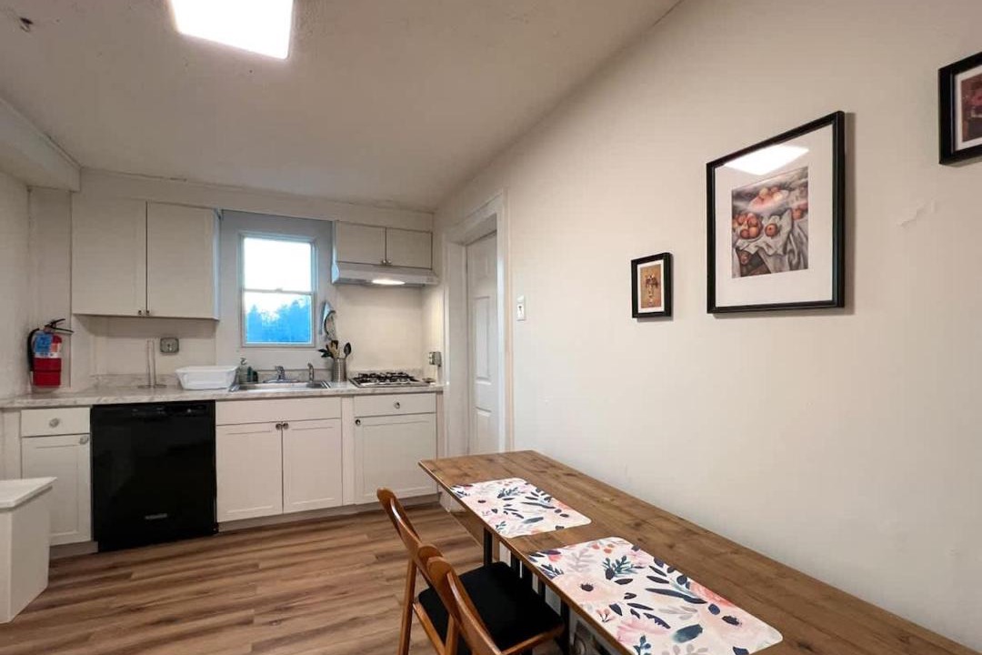 Photo of Kitchen in Cliffwood
