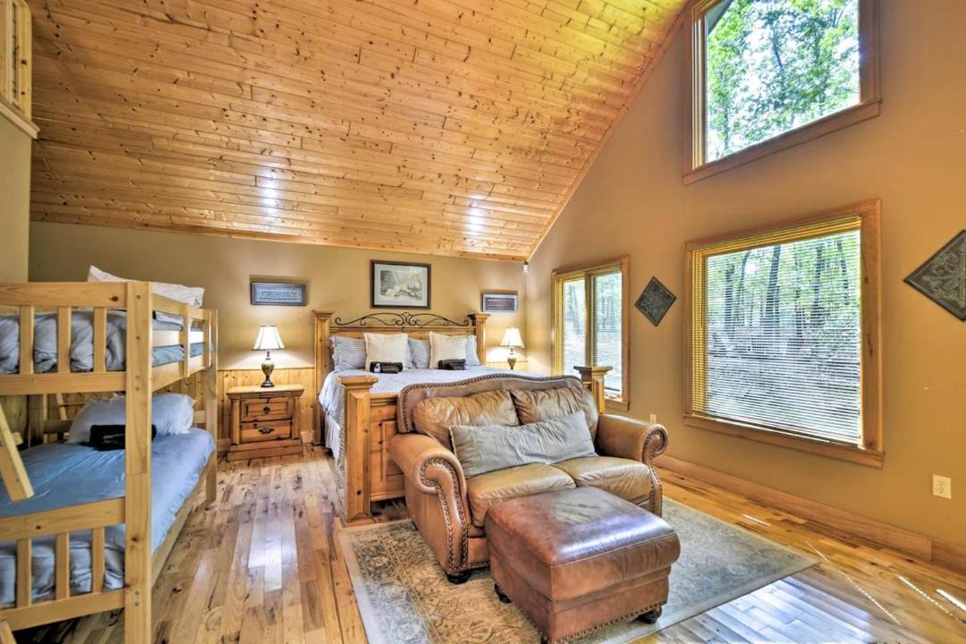 Photo of Bedroom in Rising Fawn