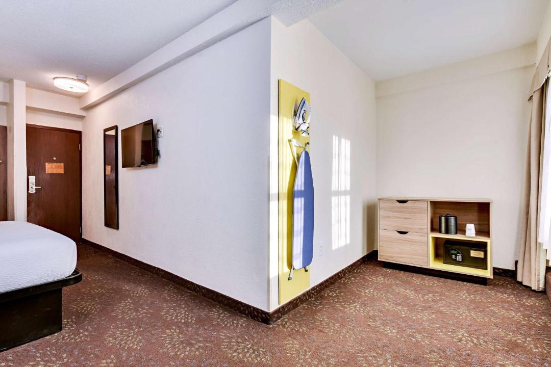 Photo of Bedroom in Northwest