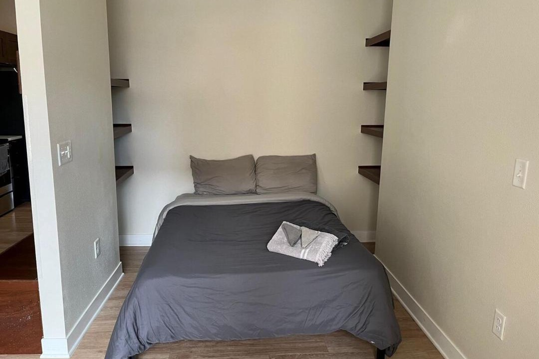 Photo of Bedroom in Downtown Des Moines
