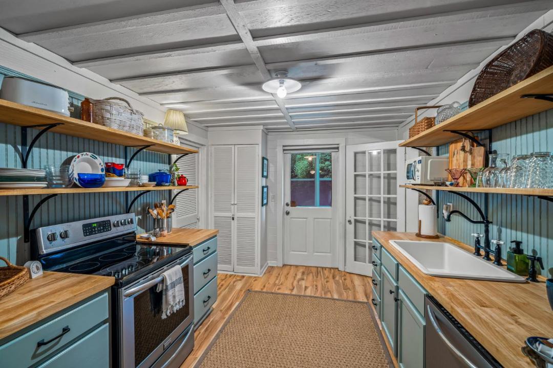 Photo of Kitchen in Cloudland
