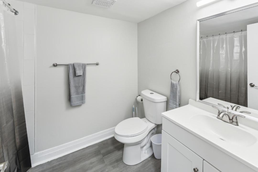 Photo of Bathroom in Newark
