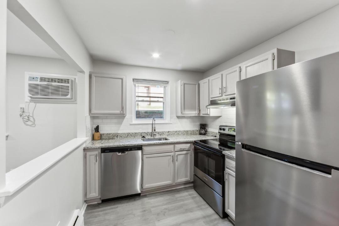 Photo of Kitchen in Newark