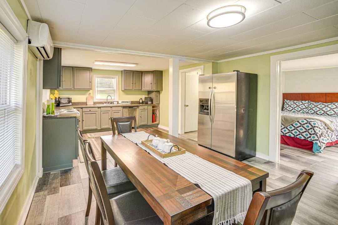 Photo of Kitchen in Guntersville