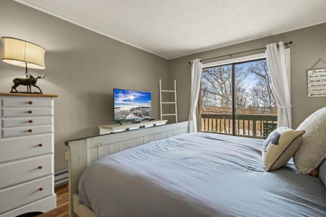 Photo of Bedroom in Beech Mountain